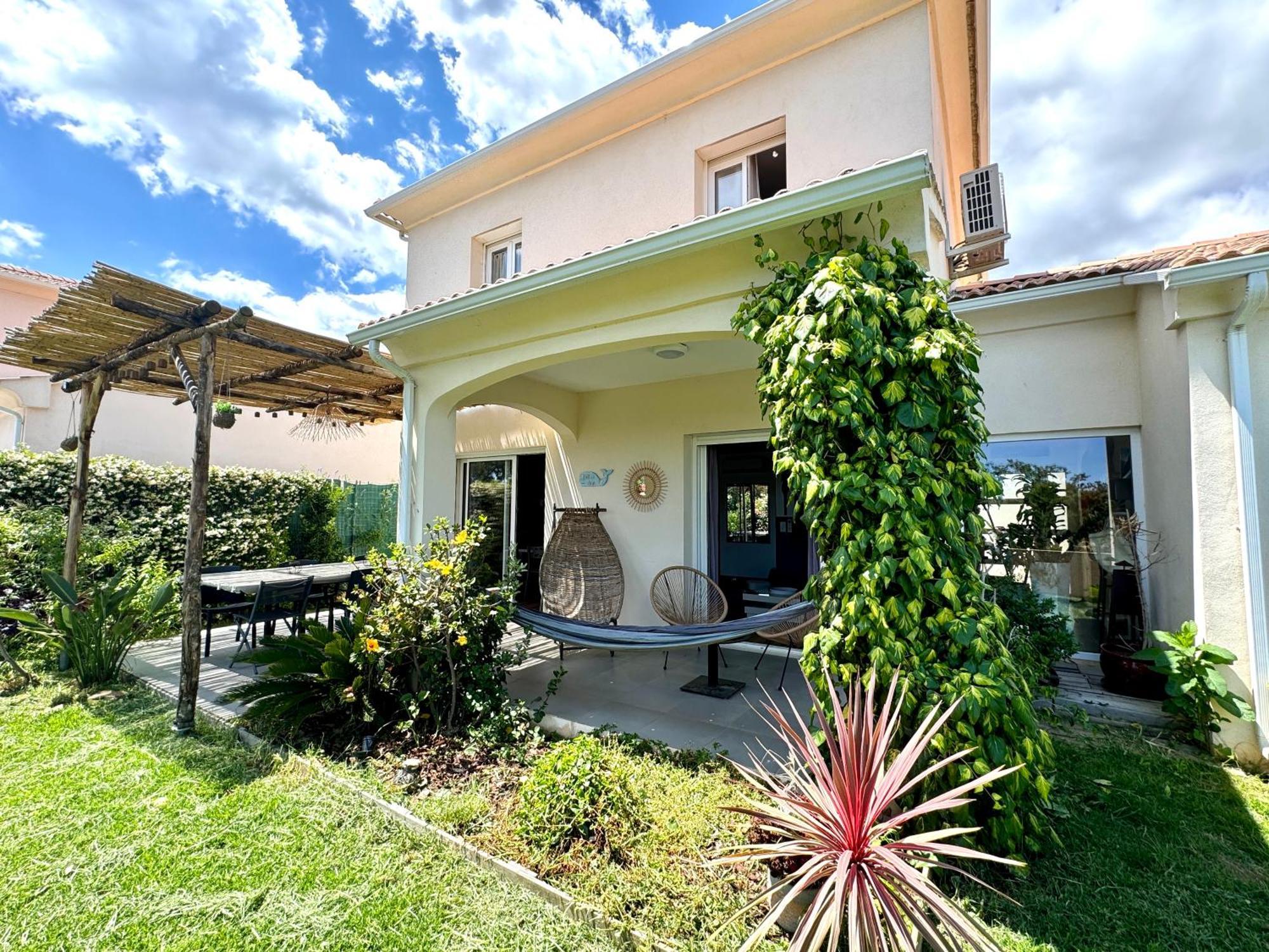 Jolie Maison Borgo Trois Chambres Trois Salles De Bain Exterior photo